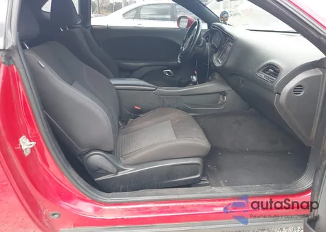 2017 Dodge Challenger Sxt from USA, damaged, VIN 2C3CDZAG4HH598204